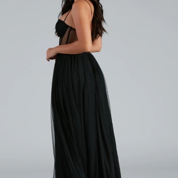 Dress - Picture 2 of 2